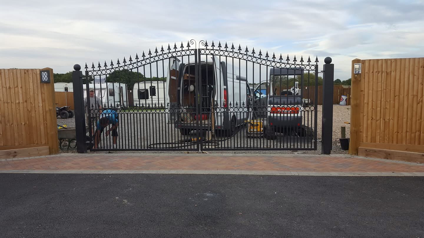 Recent garden fencing installation by LG Fencing UK